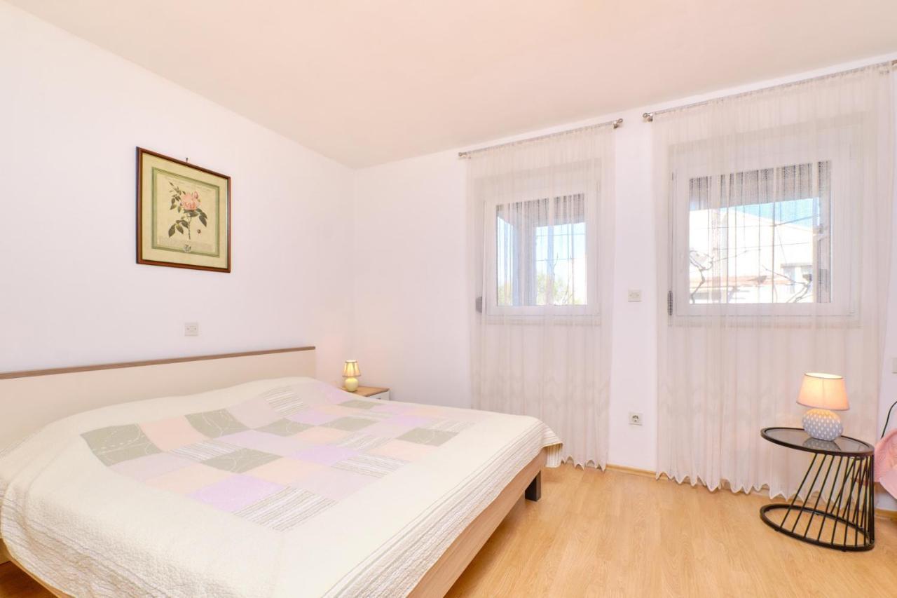 Apartments Vanda Mali Lošinj Exterior foto